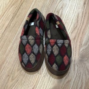Acorn slippers